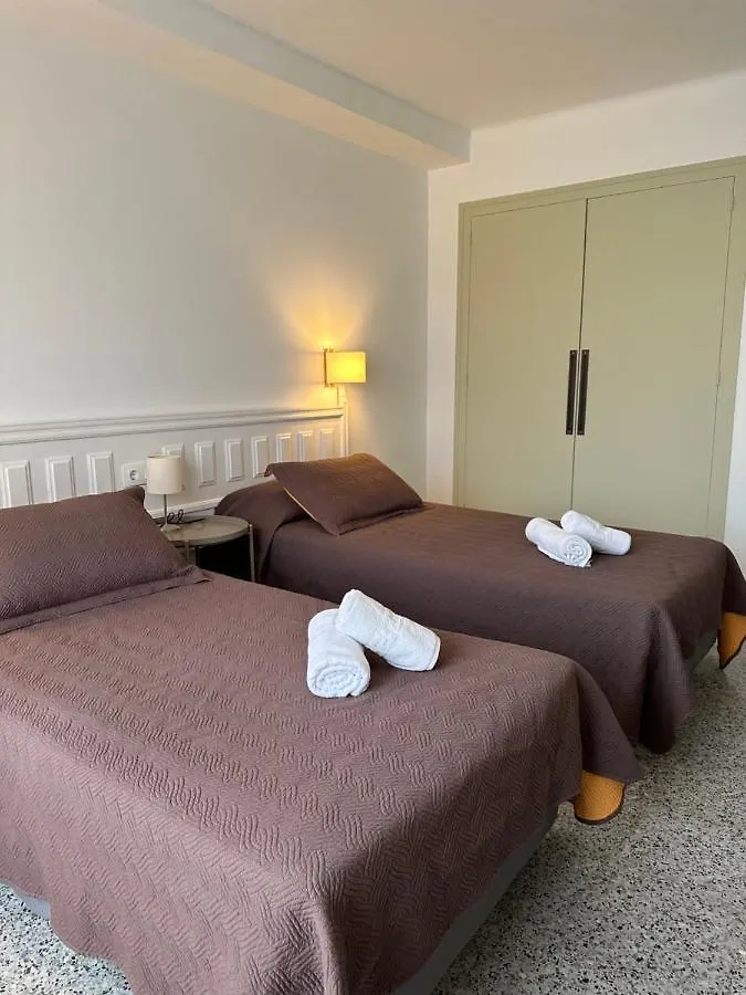 L'Illa Hotel 또사데마르
