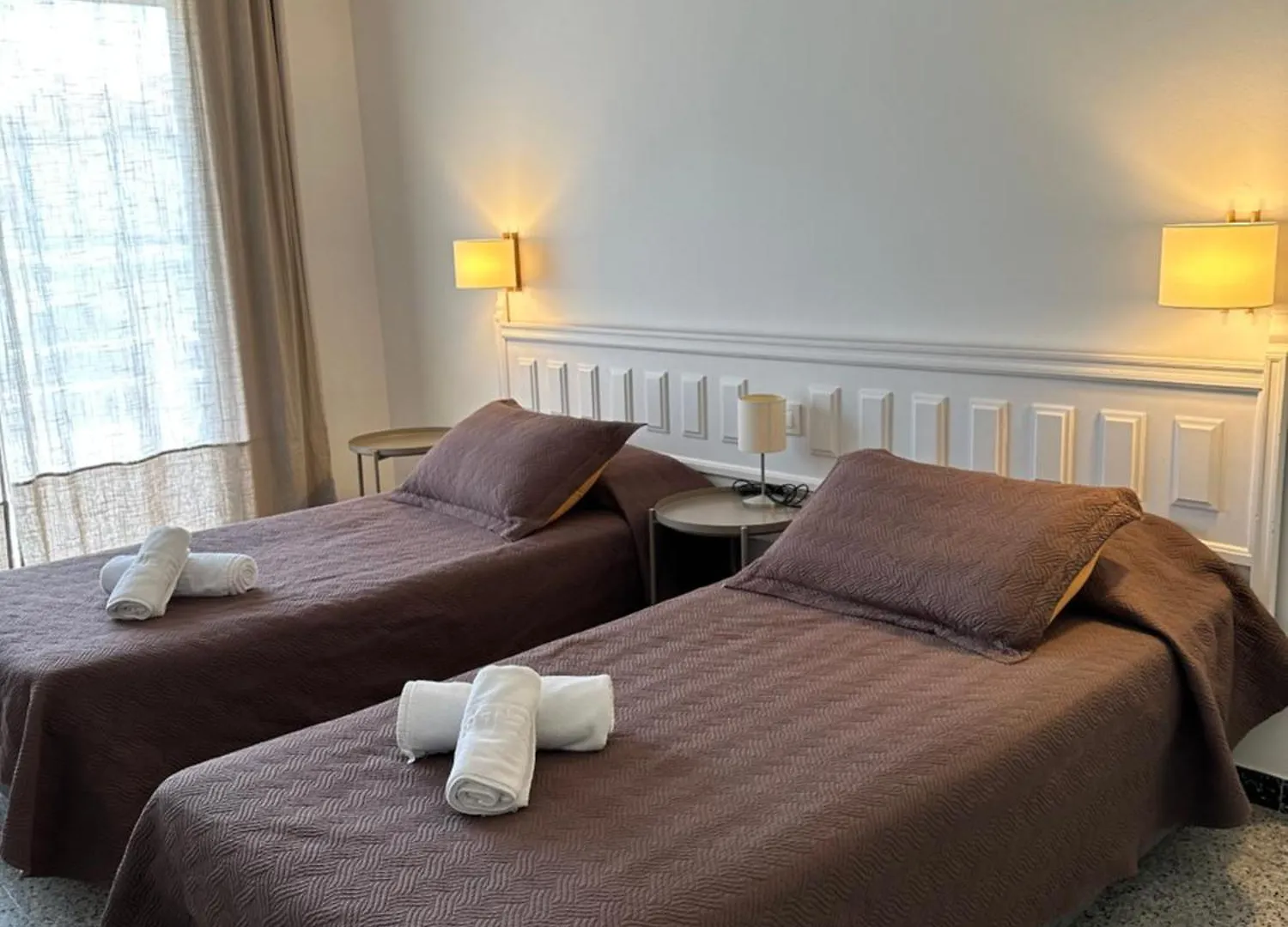 L'Illa Hotel 또사데마르